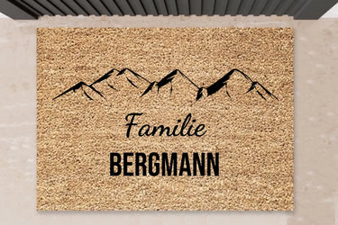 Mountain Lover - Personalisierte Fußmatte für Familien